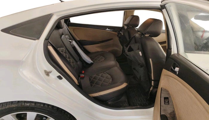 2012 Hyundai Verna FLUIDIC 1.6 CRDI SX, Diesel, Manual, 1,56,069 km, interior