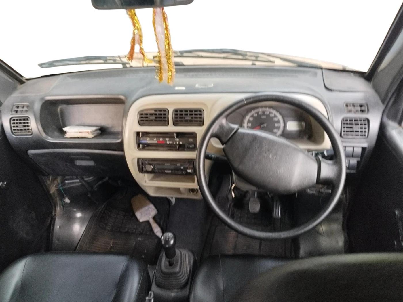2017 Maruti Eeco 5 STR WITH A/C+HTR, Petrol, Manual, 88,687 km, interior