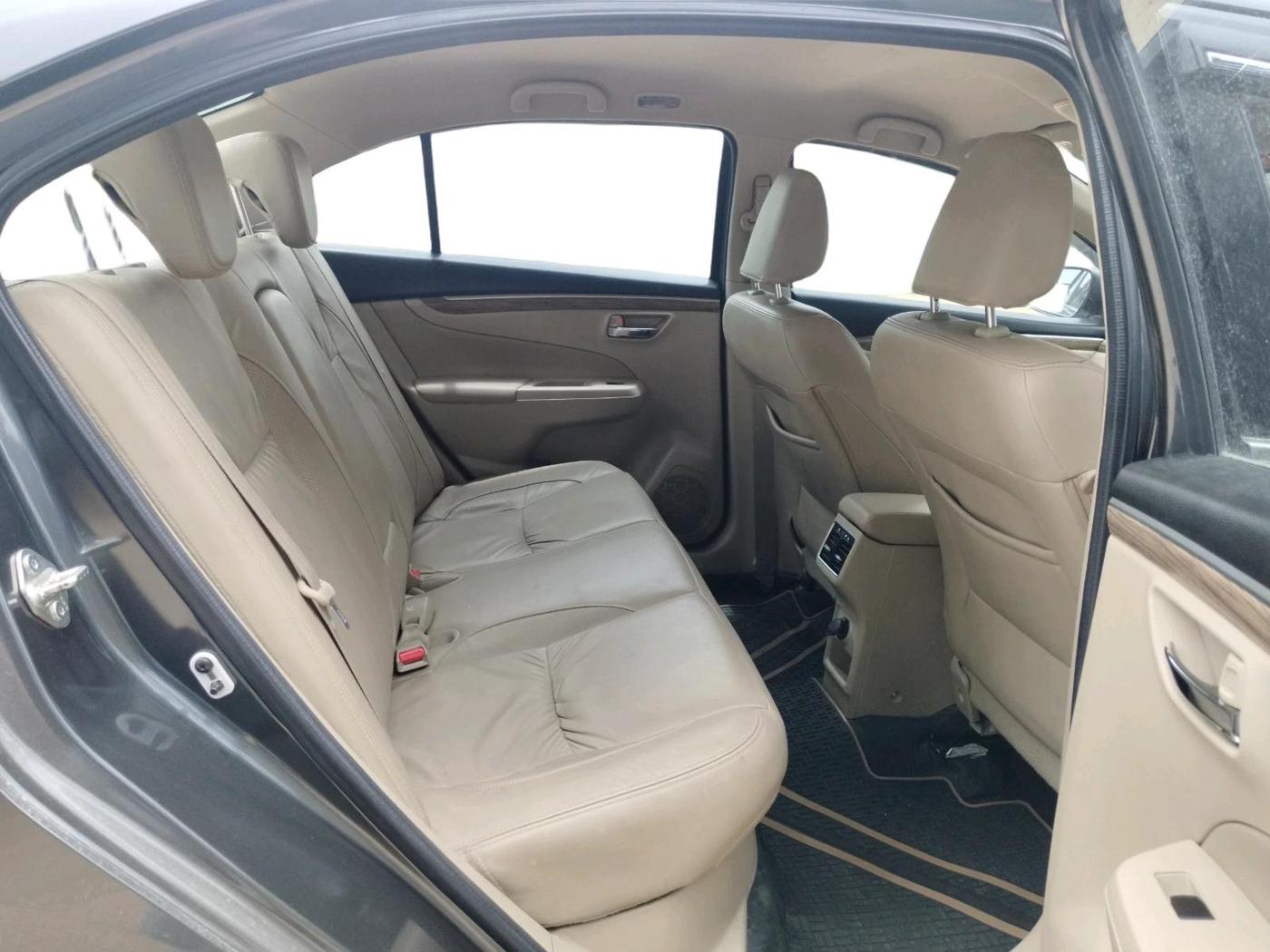 2022 Maruti Ciaz ALPHA 1.5 SHVS PETROL, Petrol, Manual, 49,471 km, interior