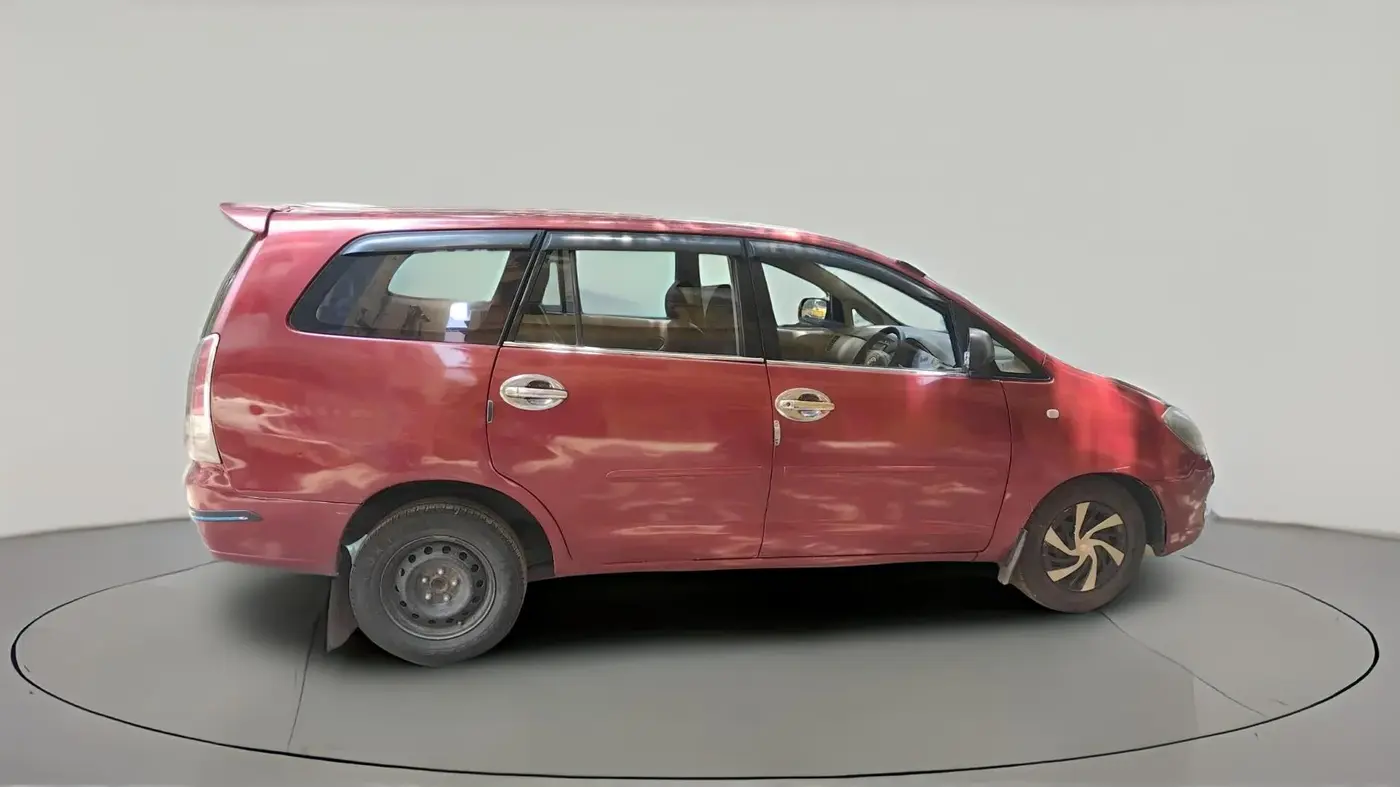 2007 Toyota Innova G4 2.5 7 STR, Diesel, Manual, 2,26,461 km, exterior
