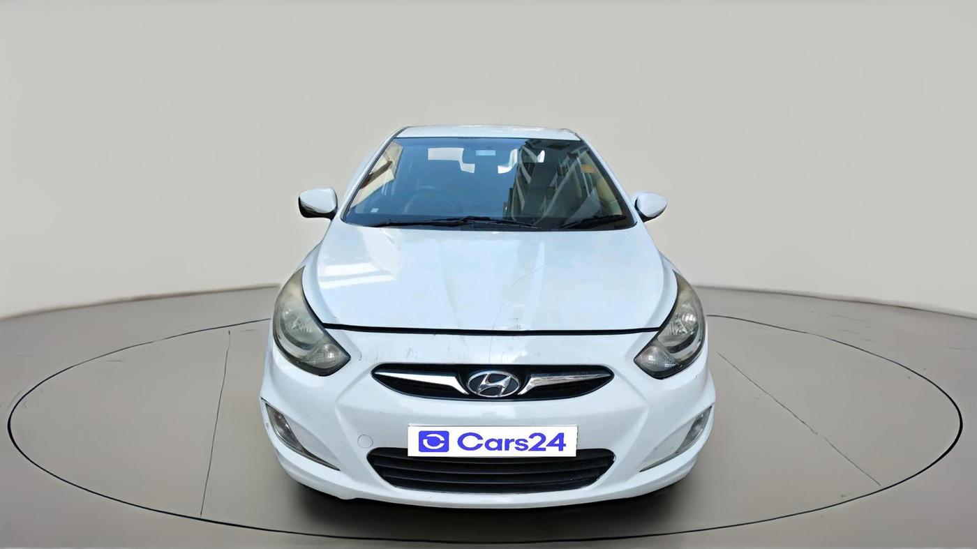 2011 Hyundai Verna FLUIDIC 1.6 VTVT SX, Petrol, Manual, 1,12,561 km, exterior