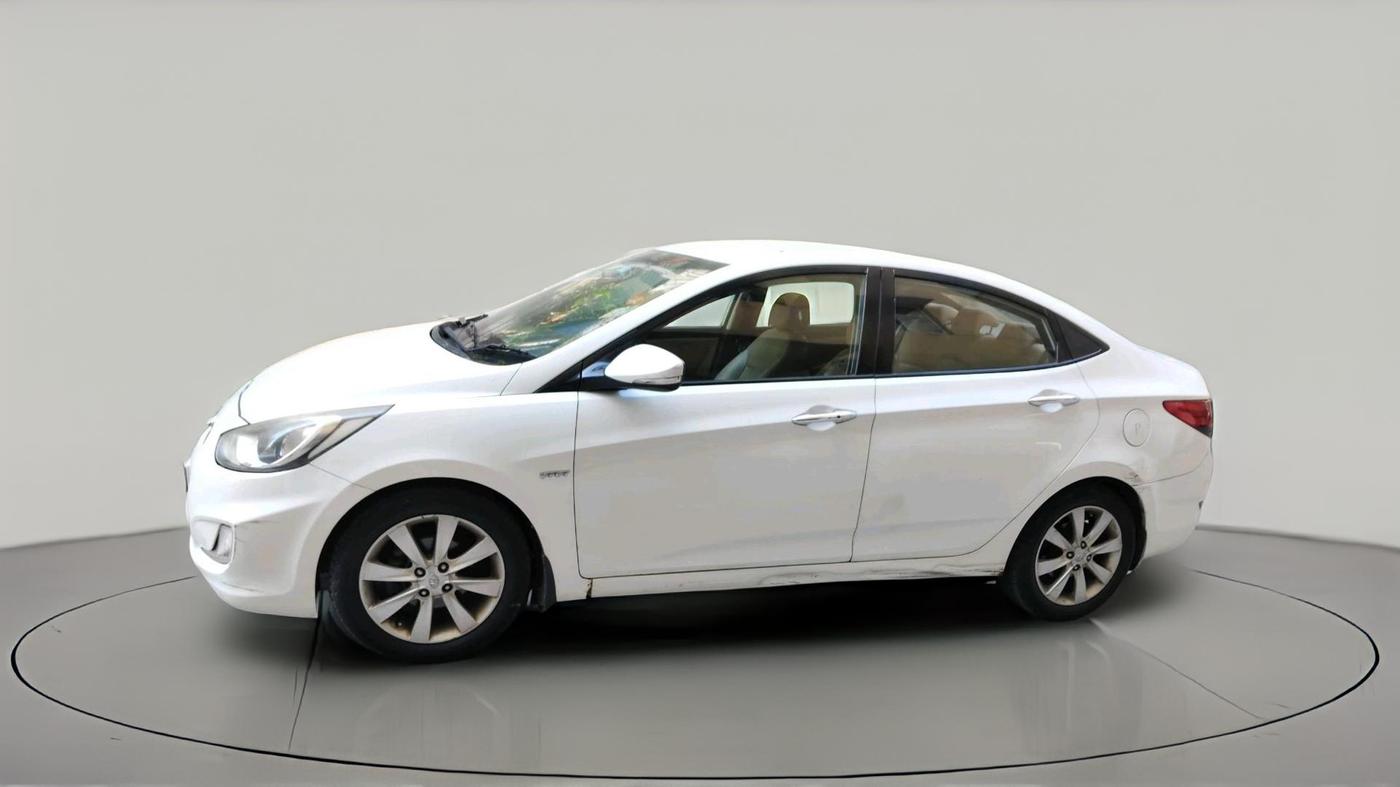 2011 Hyundai Verna FLUIDIC 1.6 VTVT SX, Petrol, Manual, 1,12,561 km, exterior