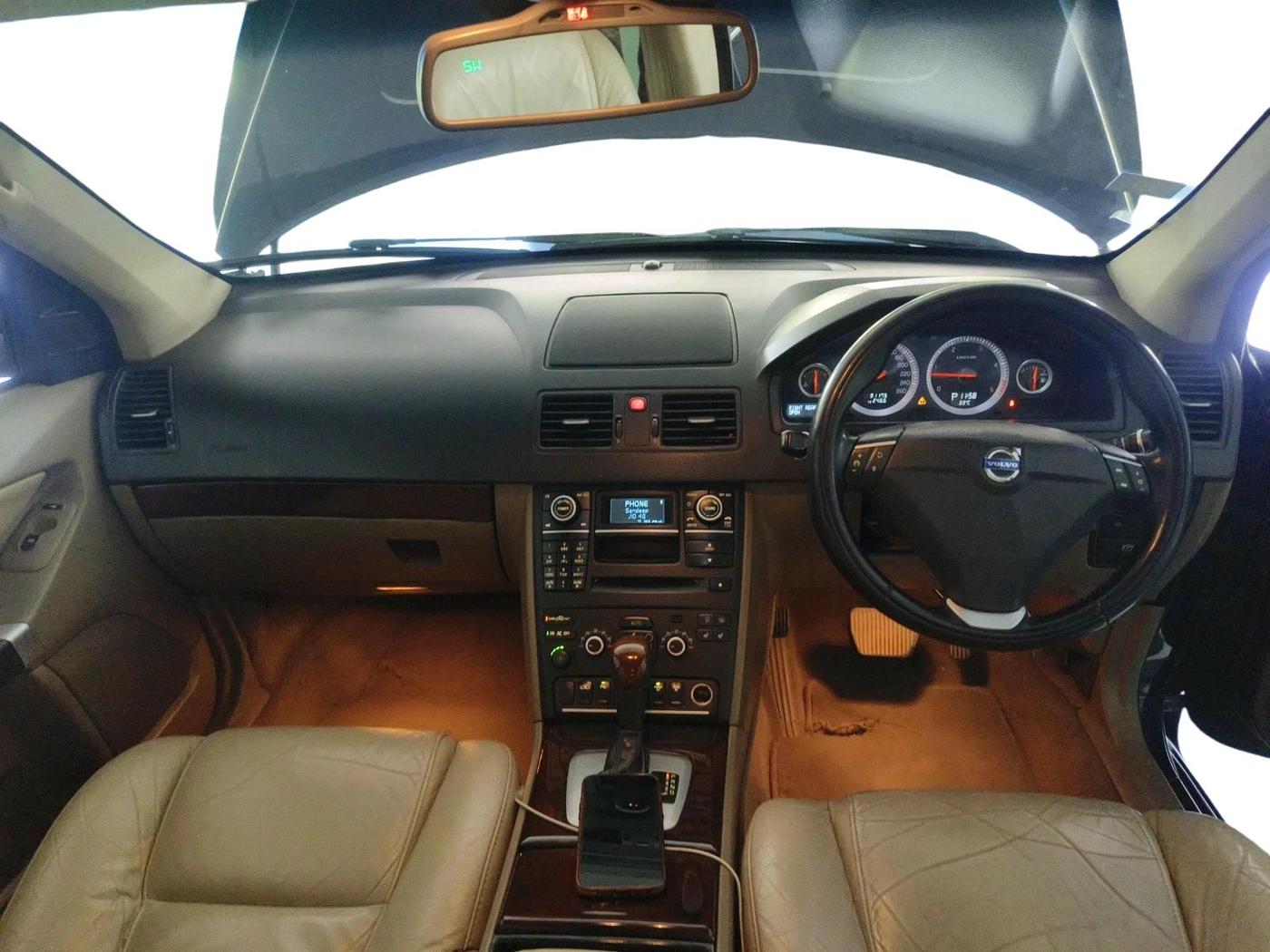 2013 Volvo XC 90 D5 AWD, Diesel, Automatic, 91,175 km, interior