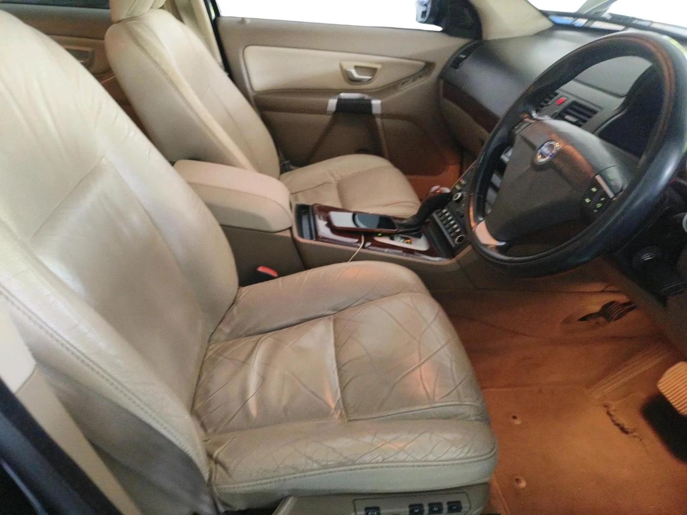 2013 Volvo XC 90 D5 AWD, Diesel, Automatic, 91,175 km, interior