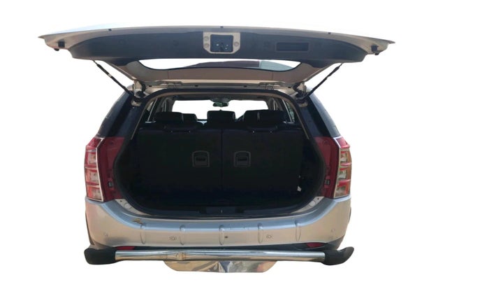 2012 Mahindra XUV500 W8, Diesel, Manual, 1,90,829 km, exterior