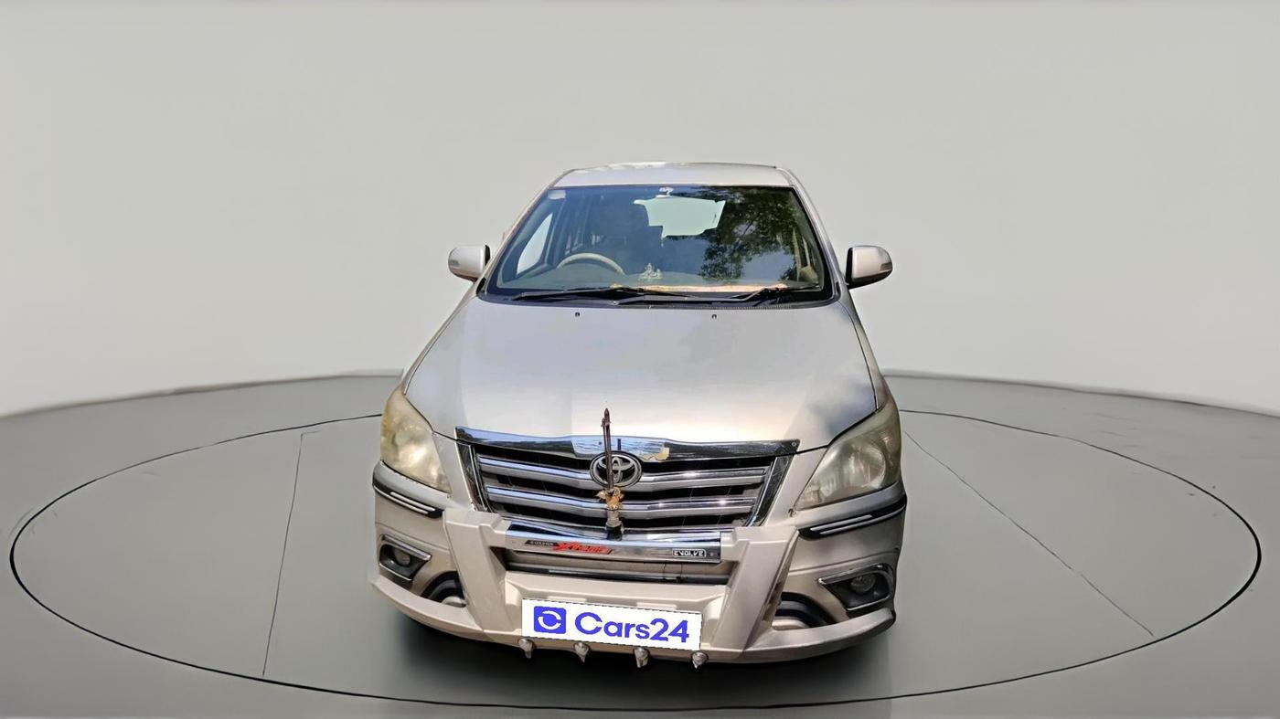 2013 Toyota Innova 2.5 VX 7 STR, Diesel, Manual, 2,65,265 km, exterior