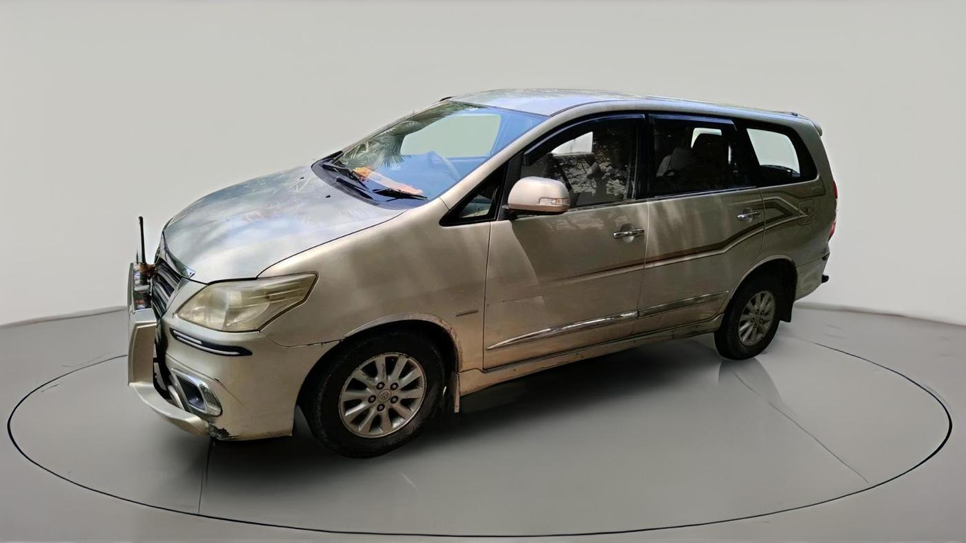 2013 Toyota Innova 2.5 VX 7 STR, Diesel, Manual, 2,65,265 km, exterior