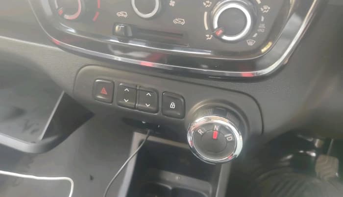 2019 Renault Kwid RXT 1.0 AMT (O), Petrol, Automatic, 64,781 km, interior