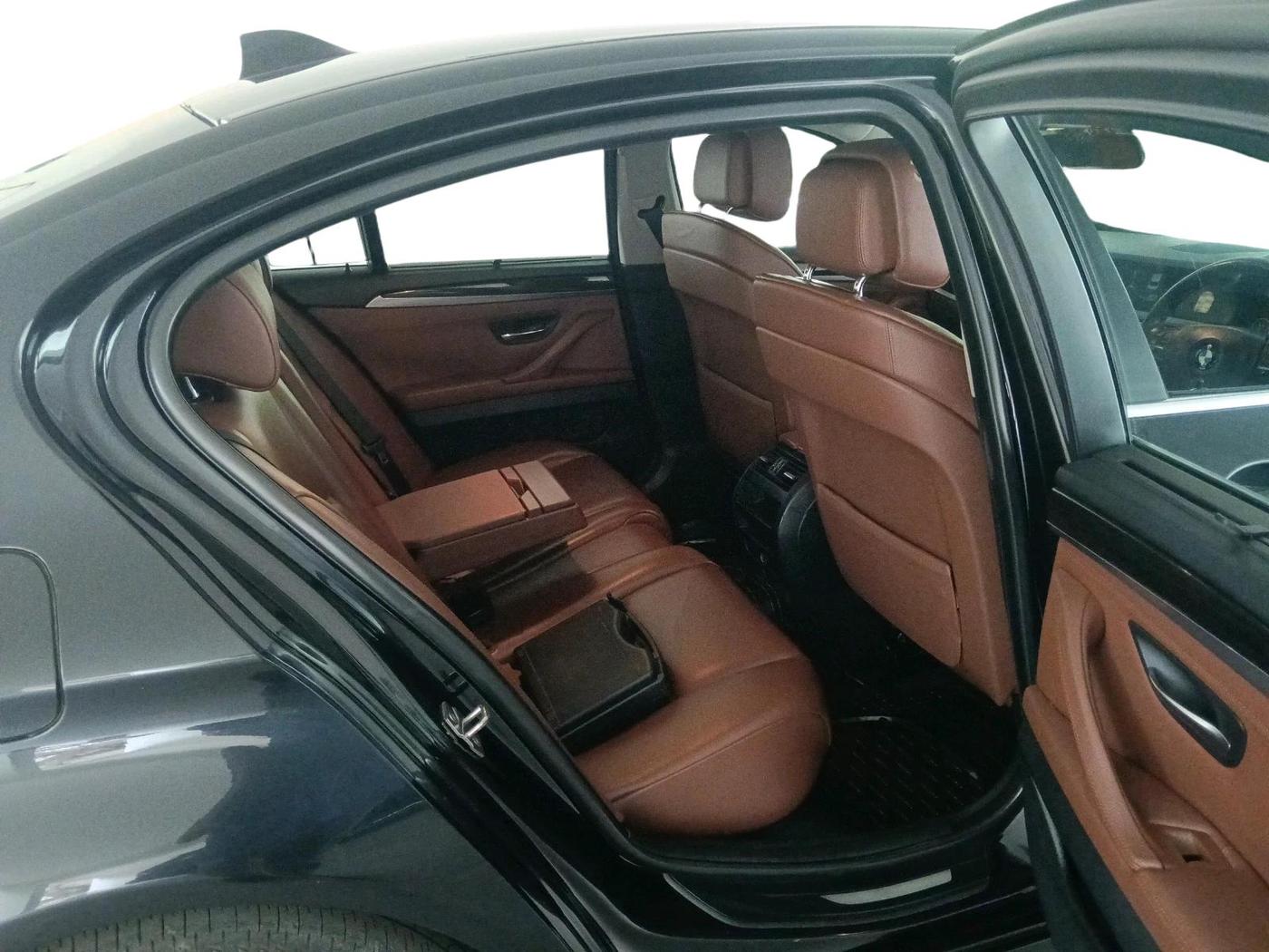 2013 BMW 5 Series 520D 2.0, Diesel, Automatic, 65,263 km, interior