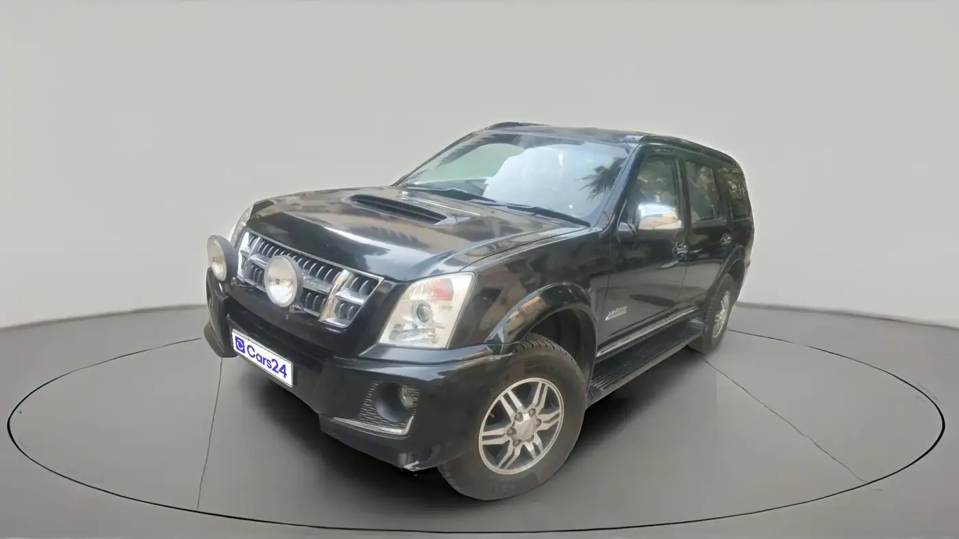 2013 ISUZU MU-7 4x2 MT, Diesel, Manual, 1,33,788 km, exterior