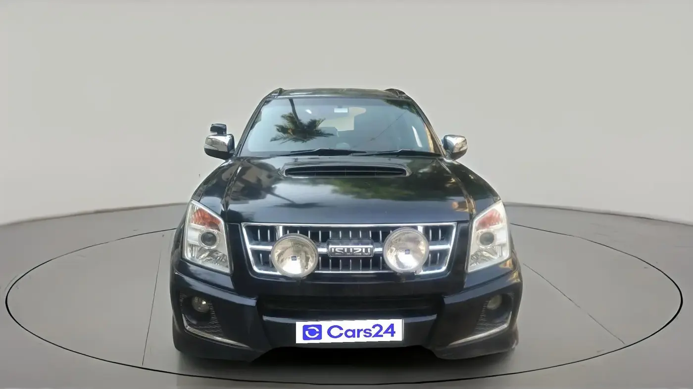 2013 ISUZU MU-7 4x2 MT, Diesel, Manual, 1,33,788 km, exterior