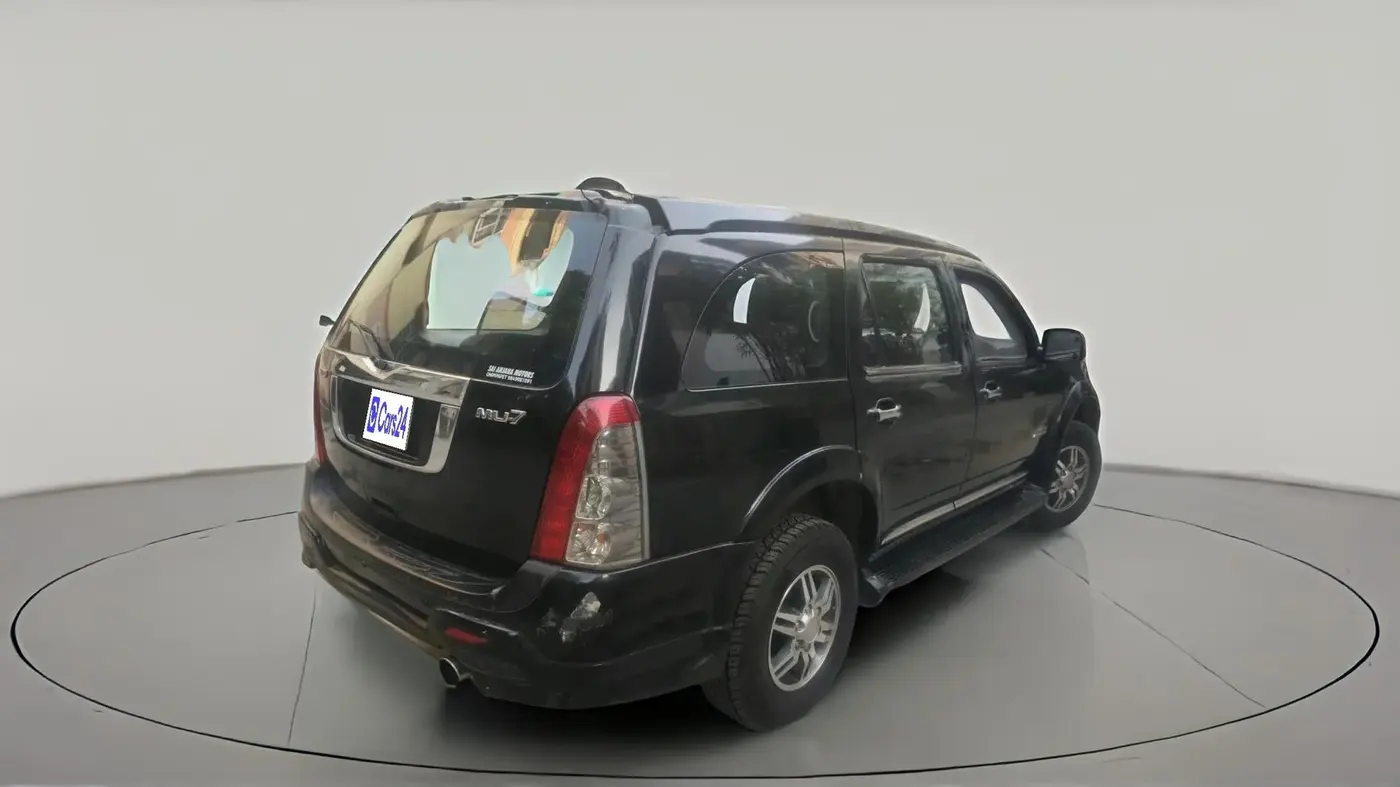 2013 ISUZU MU-7 4x2 MT, Diesel, Manual, 1,33,788 km, exterior