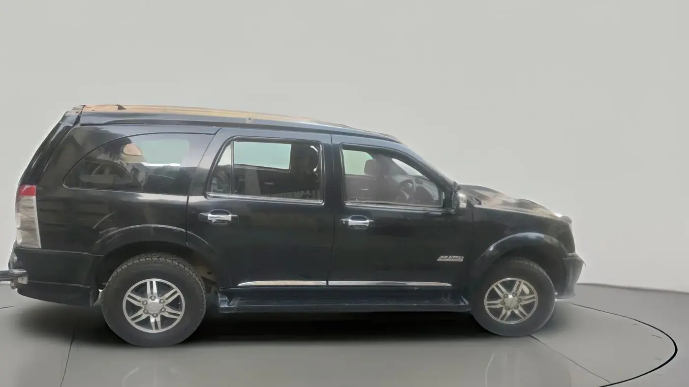 2013 ISUZU MU-7 4x2 MT, Diesel, Manual, 1,33,788 km, exterior
