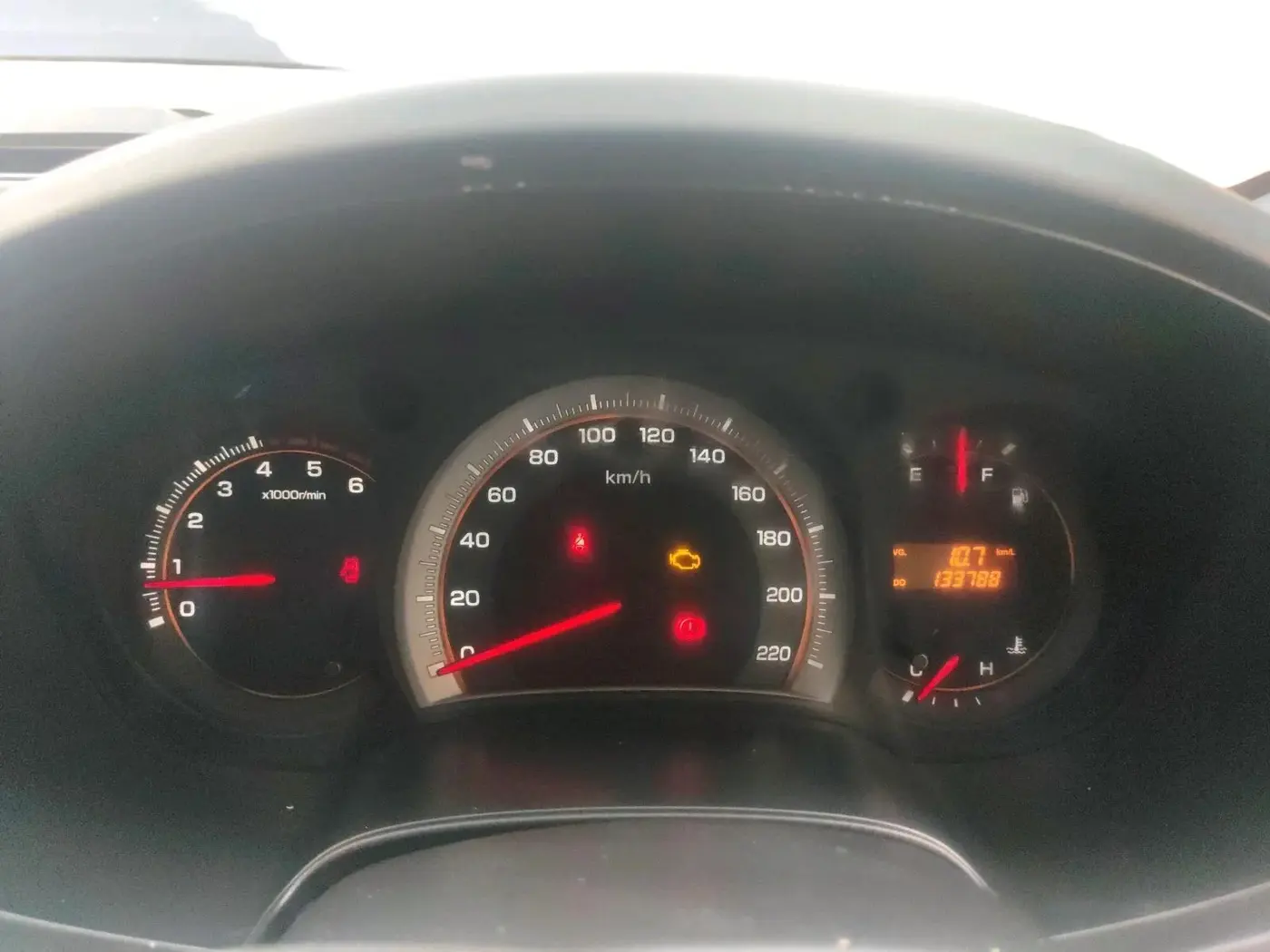 2013 ISUZU MU-7 4x2 MT, Diesel, Manual, 1,33,788 km, interior