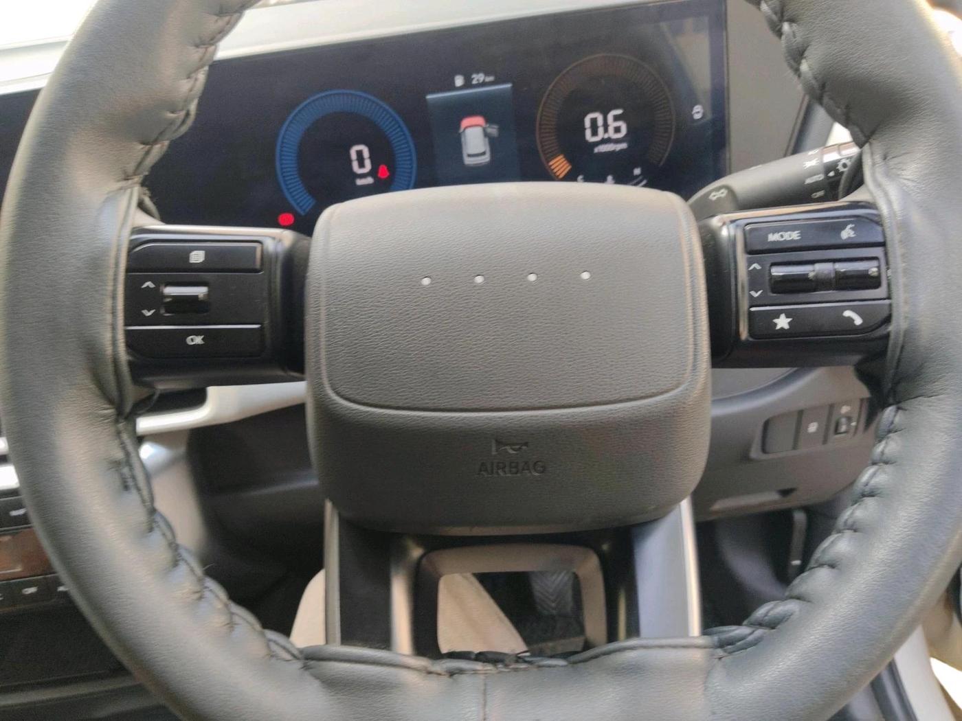 2025 Hyundai VENUE HX 6 1.2 Petrol MT, Petrol, Manual, 20,631 km, interior