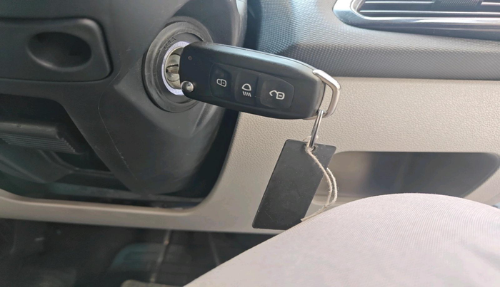 2018 Tata Tiago XZA PETROL, Petrol, Automatic, 12,461 km, interior