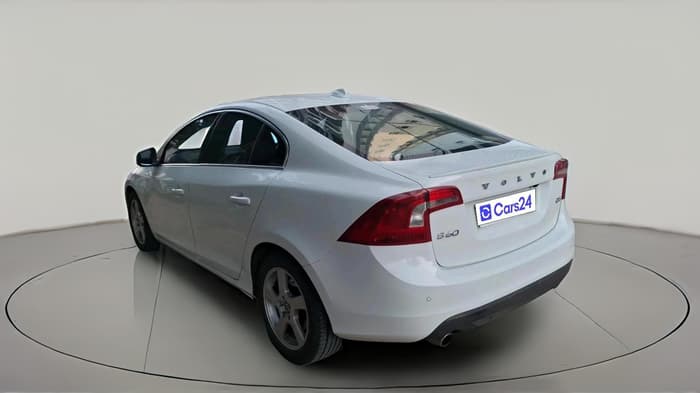 2013 Volvo S60 SUMMUM D5, Diesel, Automatic, 1,08,754 km, exterior