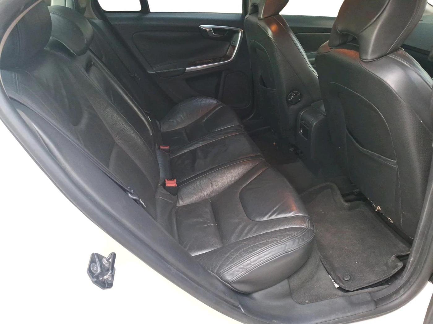 2013 Volvo S60 SUMMUM D5, Diesel, Automatic, 1,08,754 km, interior