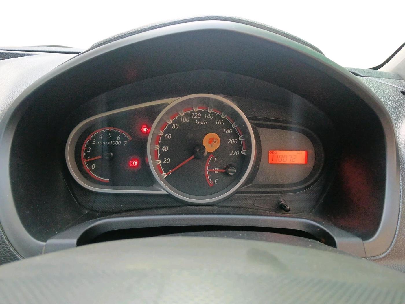 2013 Ford Figo ZXI 1.2 PETROL, Petrol, Manual, 1,10,072 km, interior