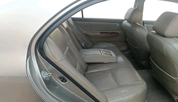 2008 Toyota Corolla H2 E 1.8, Petrol, Manual, 1,69,386 km, interior