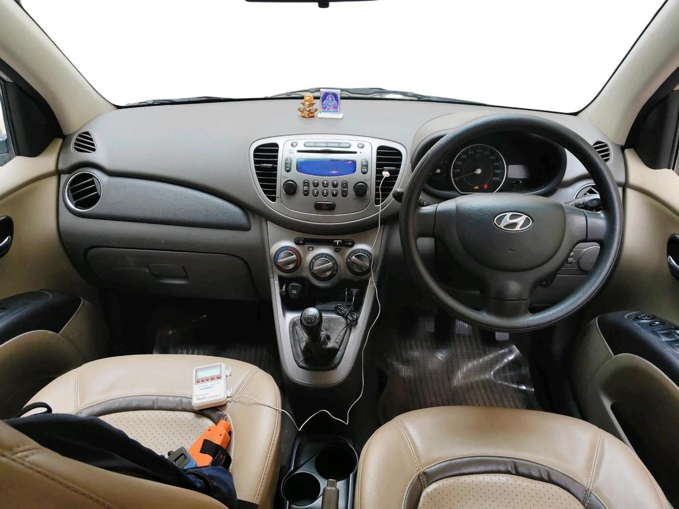 2011 Hyundai i10 SPORTZ 1.2, Petrol, Manual, 67,863 km, interior