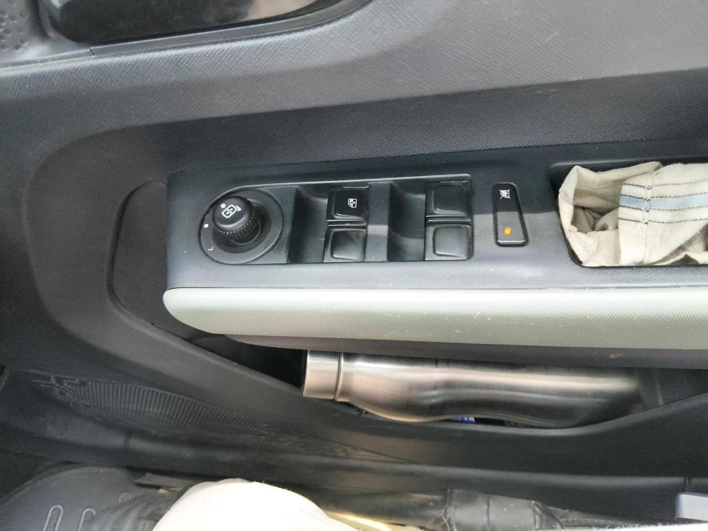 2025 Tata PUNCH ADVENTURE AMT, Petrol, Automatic, 38,858 km, interior