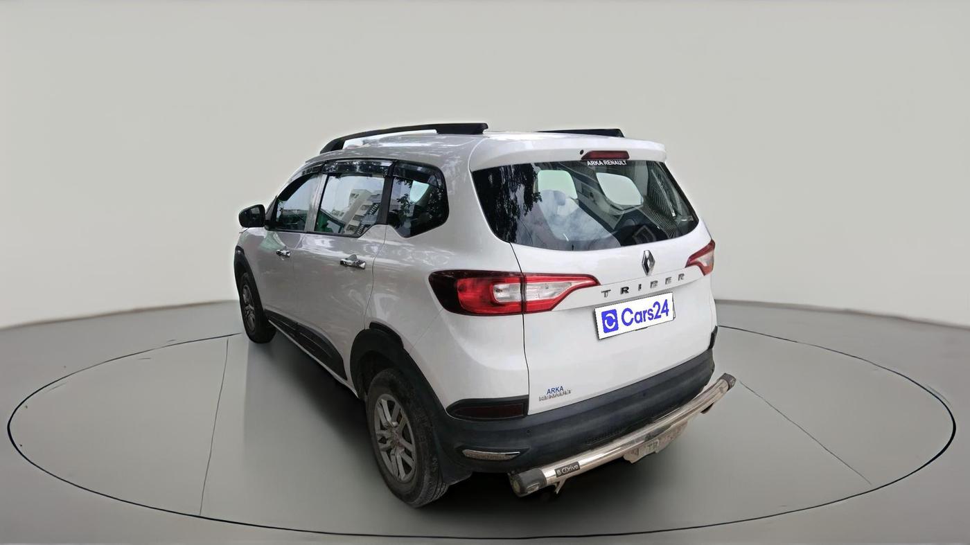 2022 Renault TRIBER RXL MT, Petrol, Manual, 17,074 km, exterior