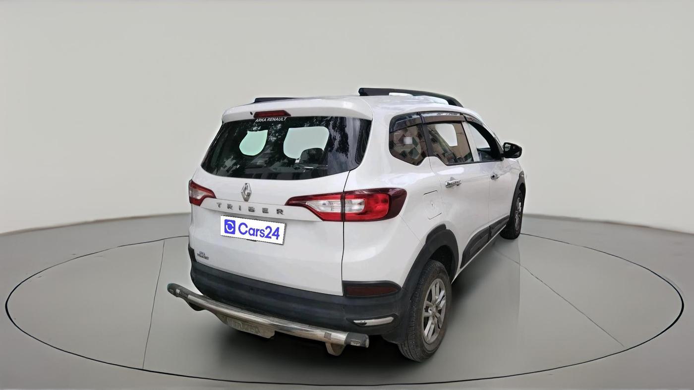 2022 Renault TRIBER RXL MT, Petrol, Manual, 17,074 km, exterior