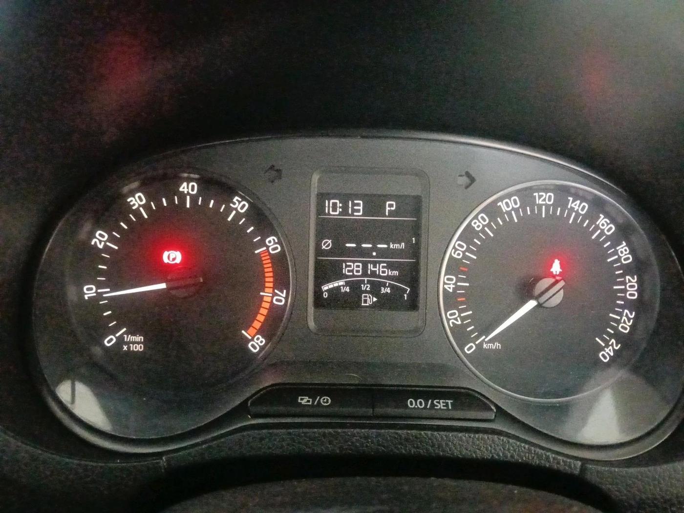 2019 Skoda Rapid AMBITION 1.6 MPI AT, Petrol, Automatic, 1,28,146 km, interior