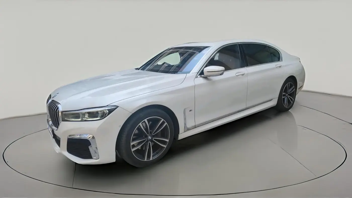 2021 BMW 7 Series 740Li M SPORT, Petrol, Automatic, 28,532 km, exterior