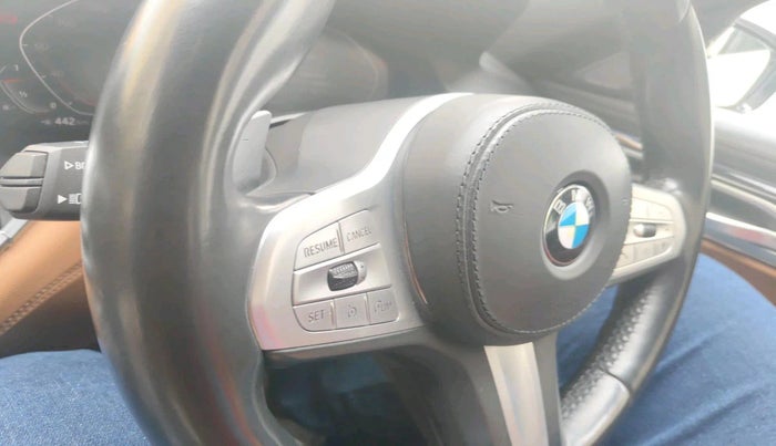 2021 BMW 7 Series 740Li M SPORT, Petrol, Automatic, 28,532 km, interior