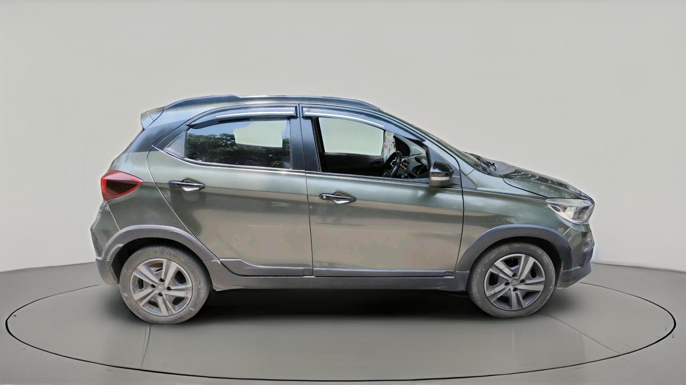 2023 Tata TIAGO NRG XZ MT, Petrol, Manual, 49,097 km, exterior