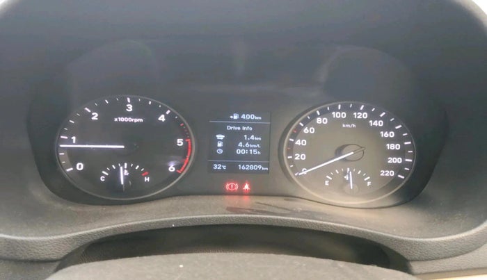 2017 Hyundai Verna 1.6 SX (O) CRDI MT, Diesel, Manual, 1,62,809 km, interior