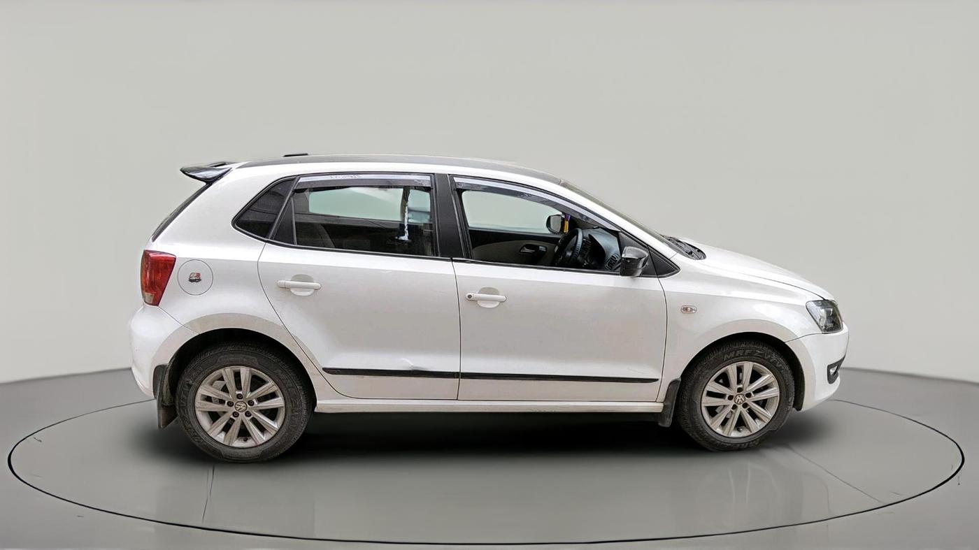 2014 Volkswagen Polo HIGHLINE DIESEL, Diesel, Manual, 1,47,449 km, exterior