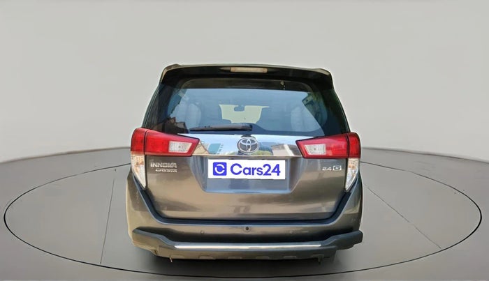 2017 Toyota Innova Crysta 2.4 GX 7 STR, Diesel, Manual, 1,20,398 km, exterior