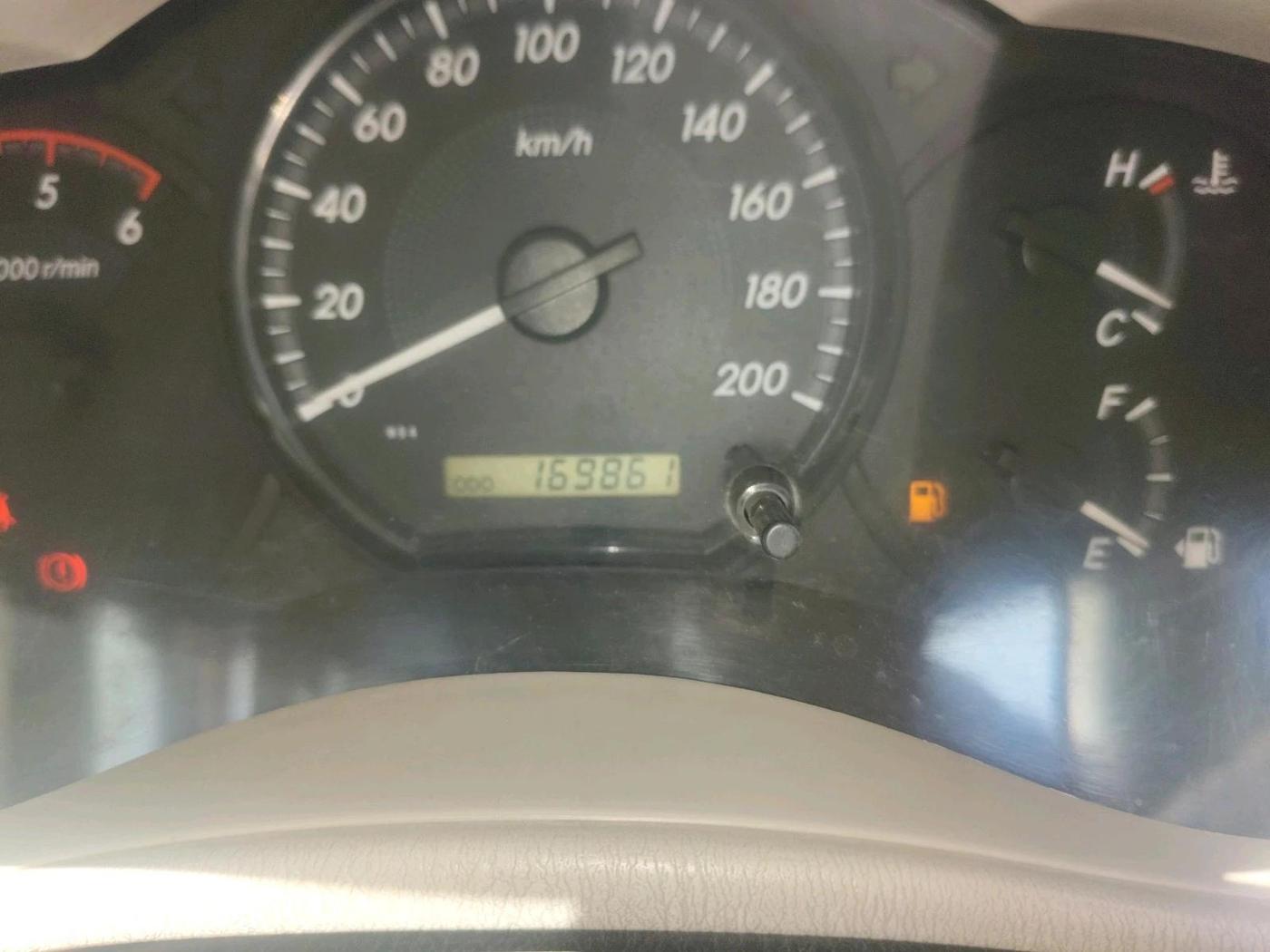 2012 Toyota Innova 2.5 GX 8 STR, Diesel, Manual, 1,69,861 km, interior