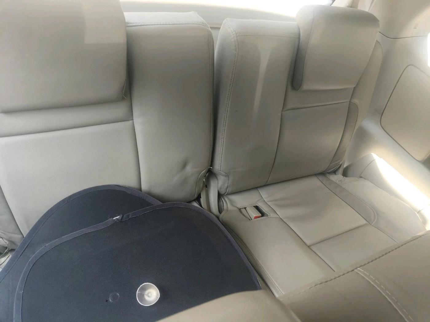 2012 Toyota Innova 2.5 GX 8 STR, Diesel, Manual, 1,69,861 km, interior
