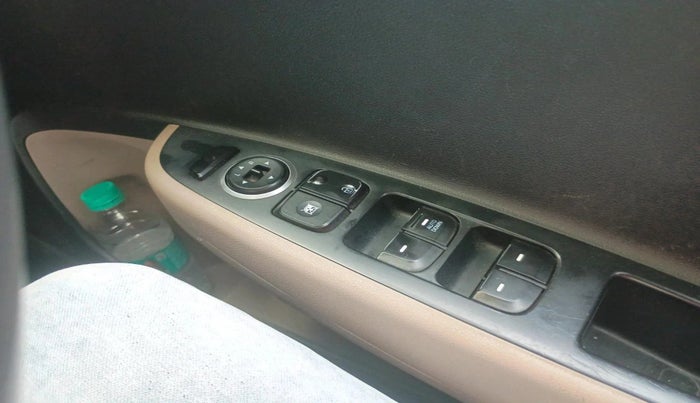 2016 Hyundai Xcent S 1.2, Petrol, Manual, 57,230 km, interior