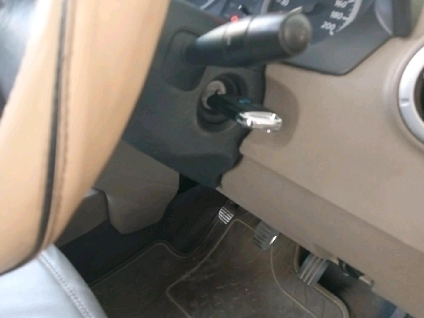 2012 Mahindra Verito 1.5 D4, Diesel, Manual, 1,37,605 km, interior