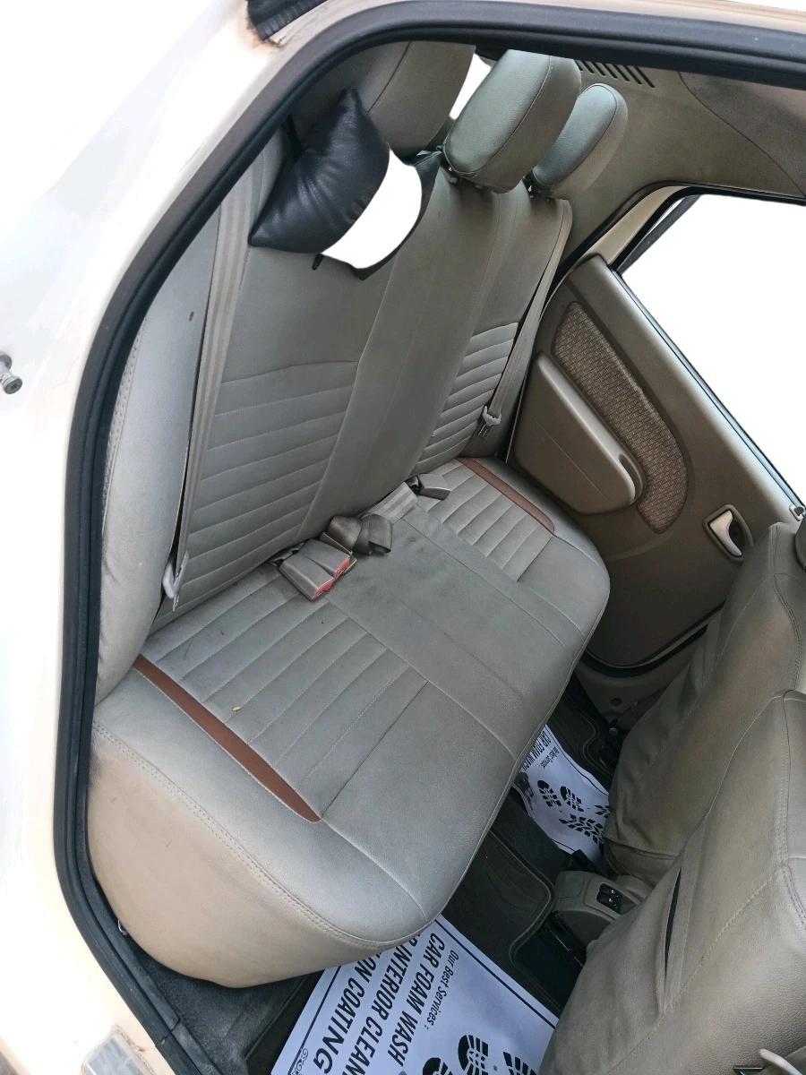 2012 Mahindra Verito 1.5 D4, Diesel, Manual, 1,37,605 km, interior