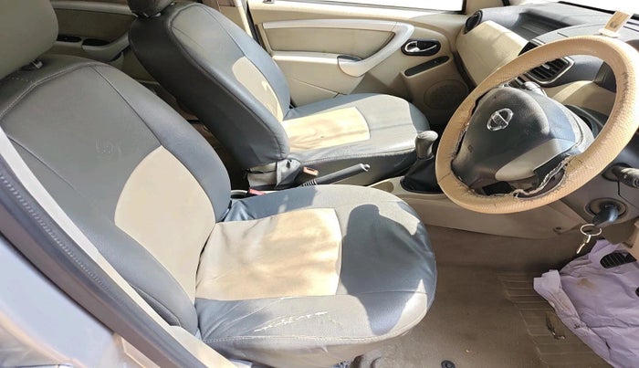 2016 Nissan Terrano XL D PLUS, Diesel, Manual, 1,57,388 km, interior