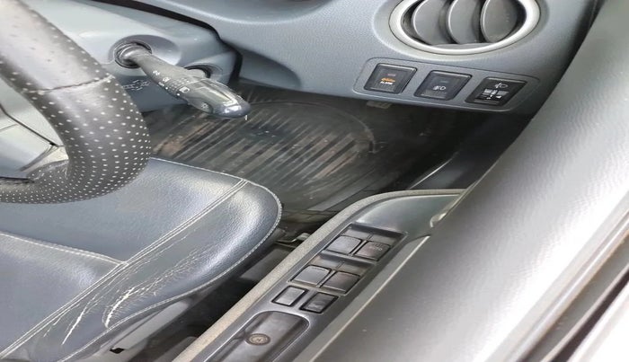 2011 Maruti Swift Dzire VXI, Petrol, Manual, 85,558 km, interior