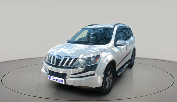 2013 Mahindra XUV500 W8, Diesel, Manual, 1,96,928 km, exterior