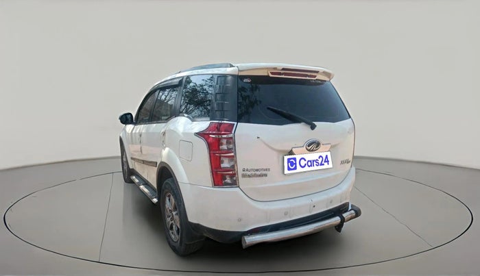 2013 Mahindra XUV500 W8, Diesel, Manual, 1,96,928 km, exterior