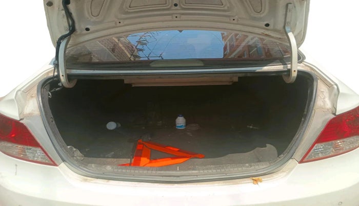 2012 Hyundai Verna FLUIDIC 1.6 CRDI SX, Diesel, Manual, 94,716 km, exterior