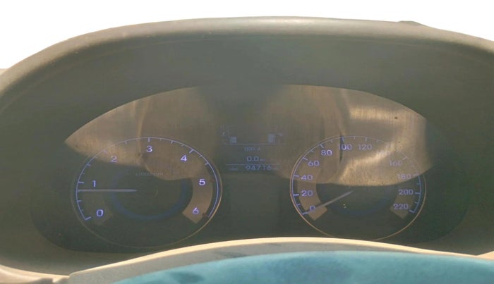 2012 Hyundai Verna FLUIDIC 1.6 CRDI SX, Diesel, Manual, 94,716 km, interior