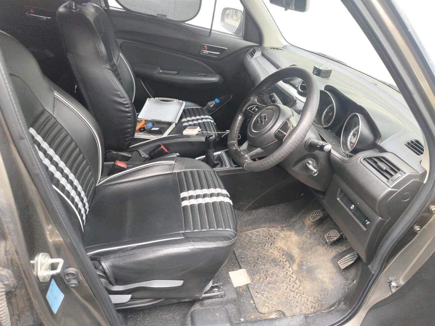 2022 Maruti Swift VXI, Petrol, Manual, 68,842 km, interior