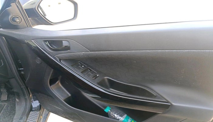 2023 Tata NEXON XZA PLUS LUXURY SUNROOF PETROL, Petrol, Automatic, 38,205 km, interior