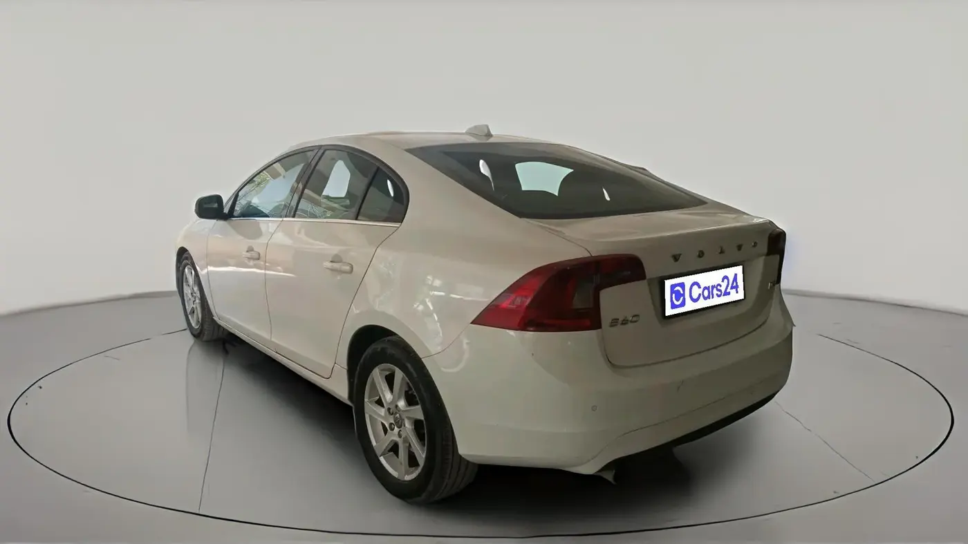 2013 Volvo S60 Kinetic D4, Diesel, Automatic, 1,68,269 km, exterior