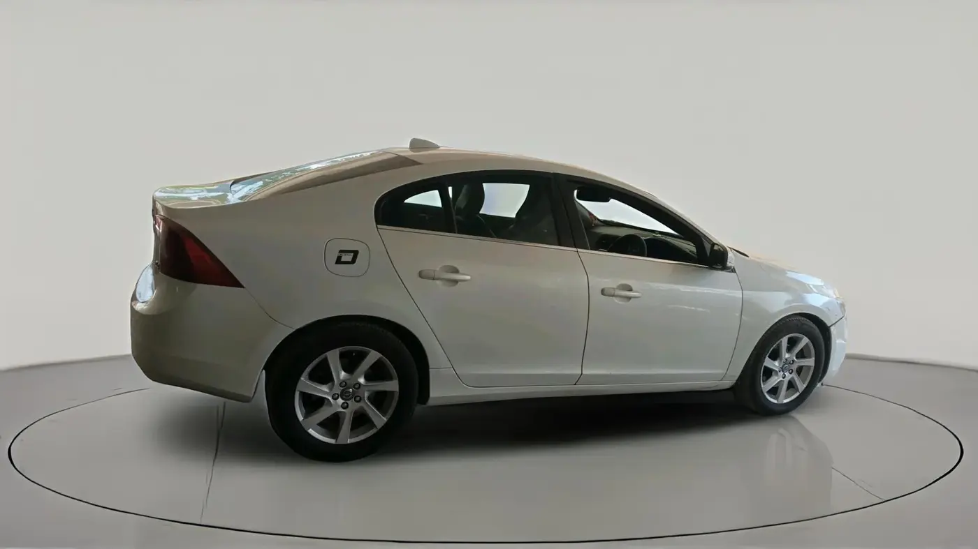 2013 Volvo S60 Kinetic D4, Diesel, Automatic, 1,68,269 km, exterior